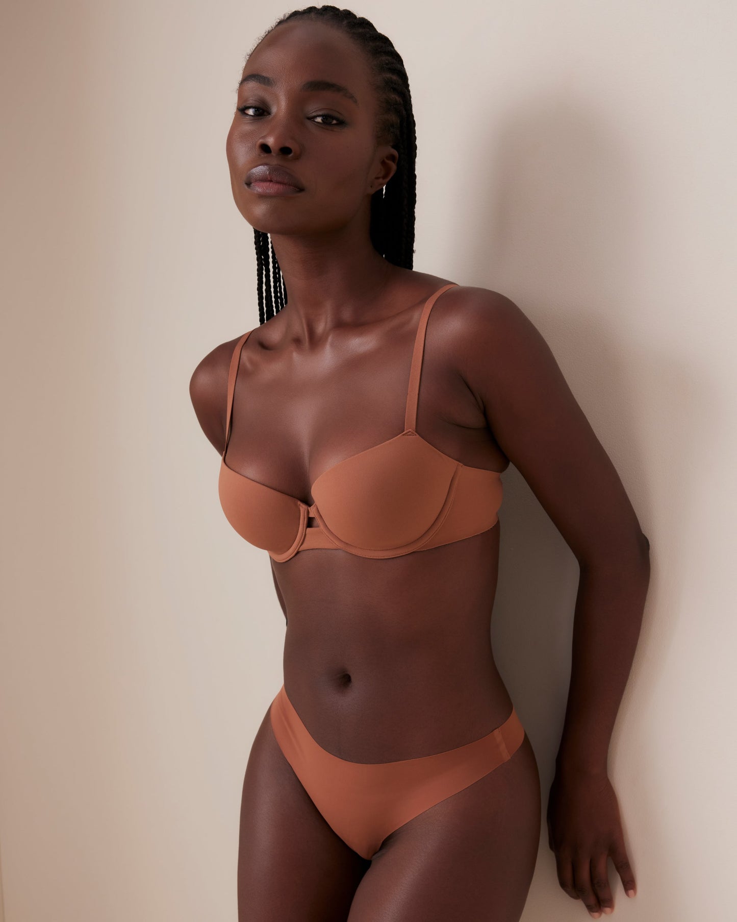 Invisibles Smooth Balconette Lined Bra