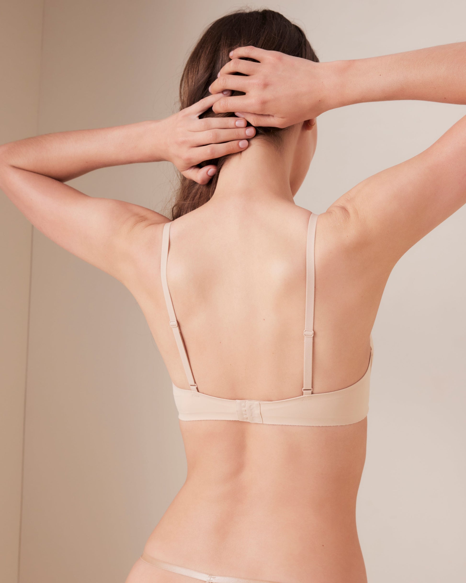 Invisibles Smooth Balconette Unlined Bra