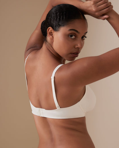 Invisibles Smooth Full Cup Demi Unlined Bra