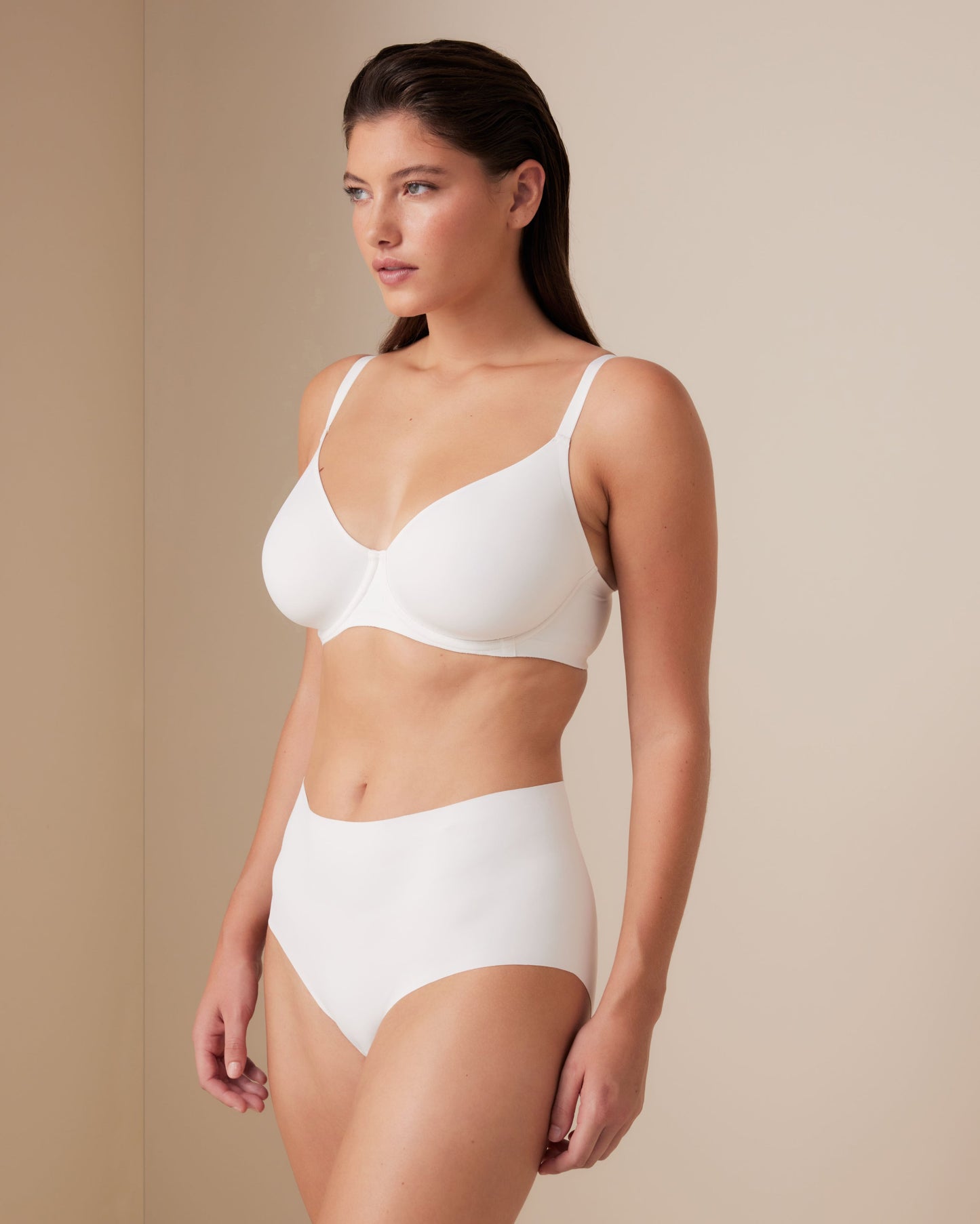 Invisibles Smooth Full Cup Demi Unlined Bra