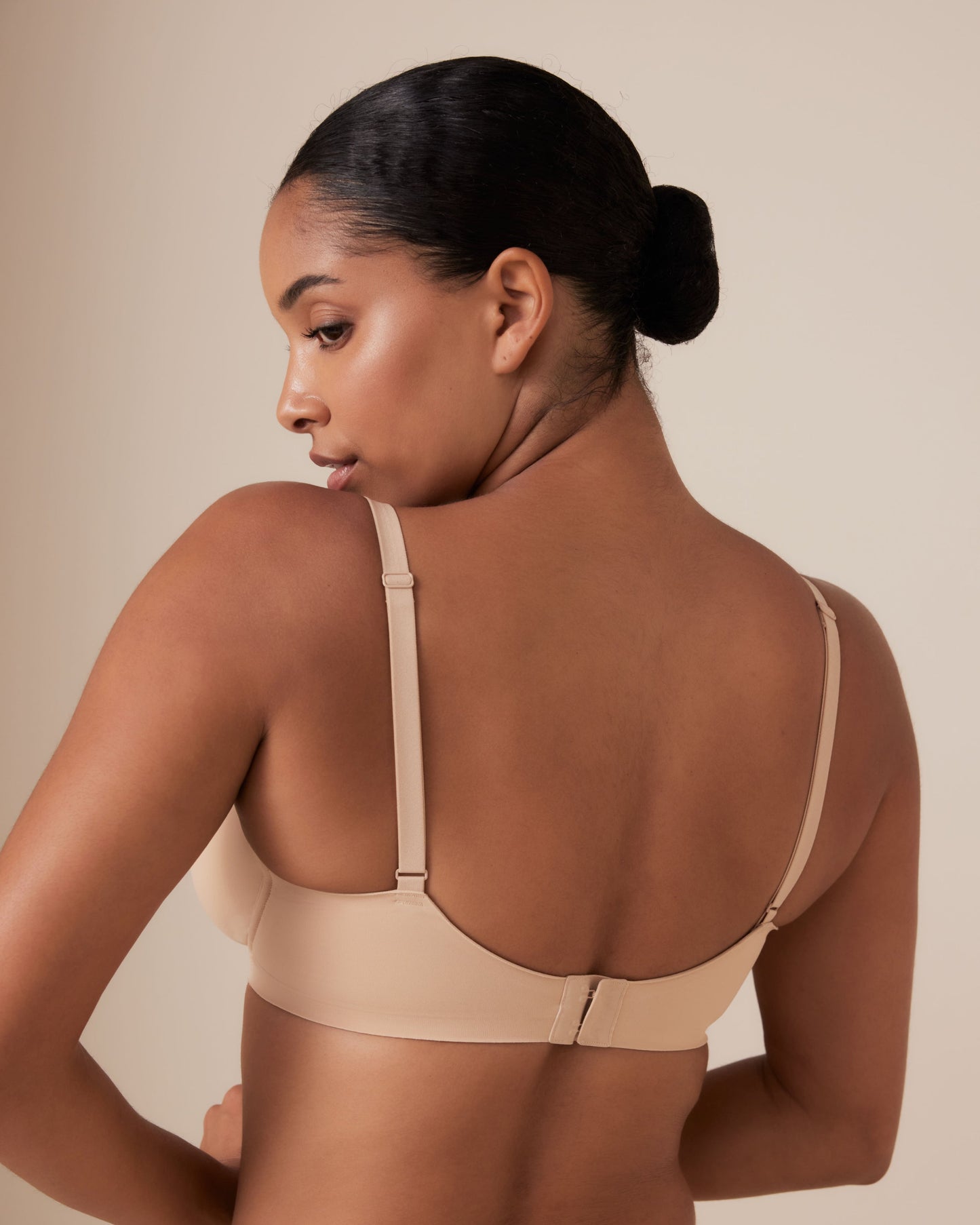 Invisibles Smooth Full Cup Demi Unlined Bra