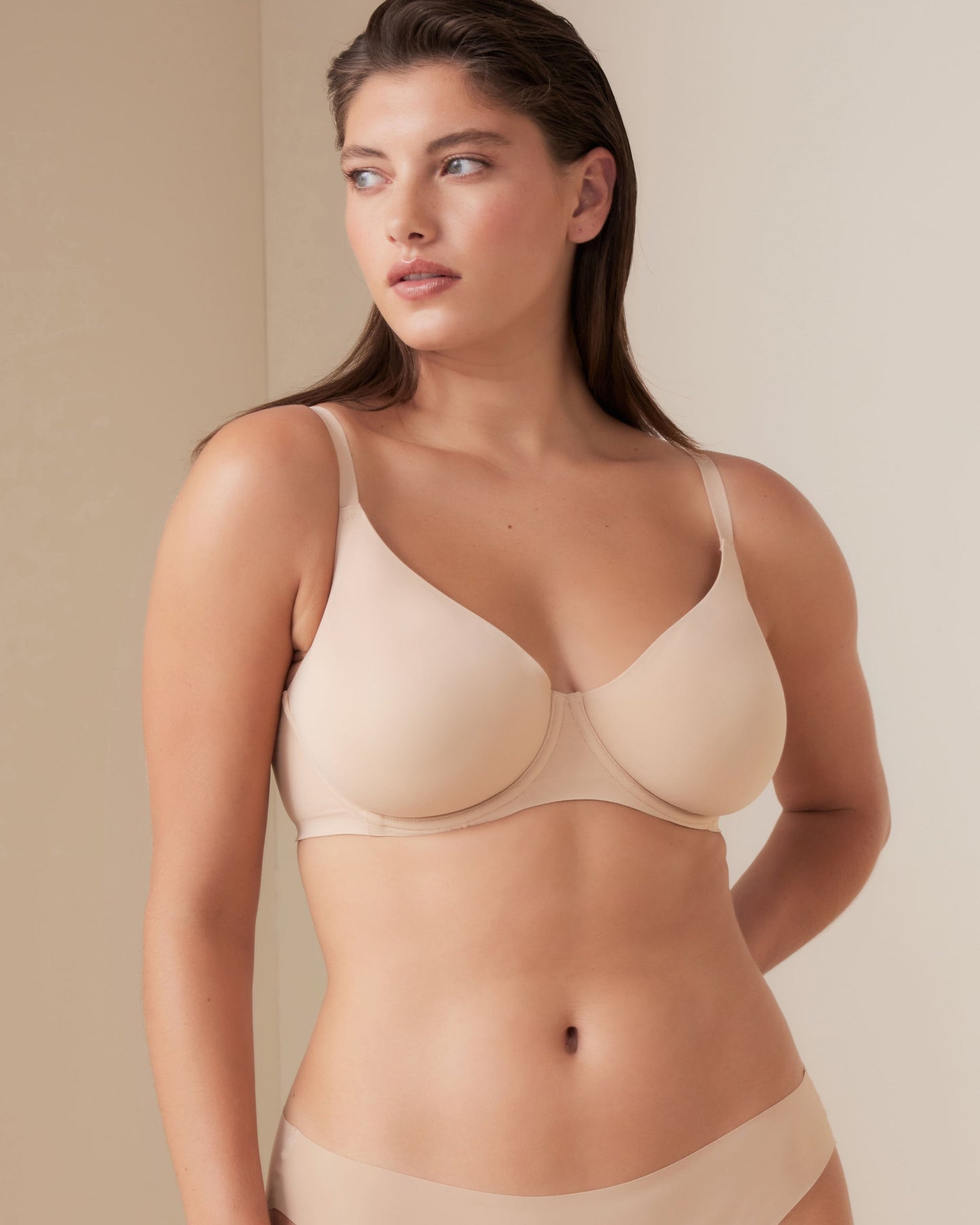 Invisibles Smooth Full Cup Demi Unlined Bra