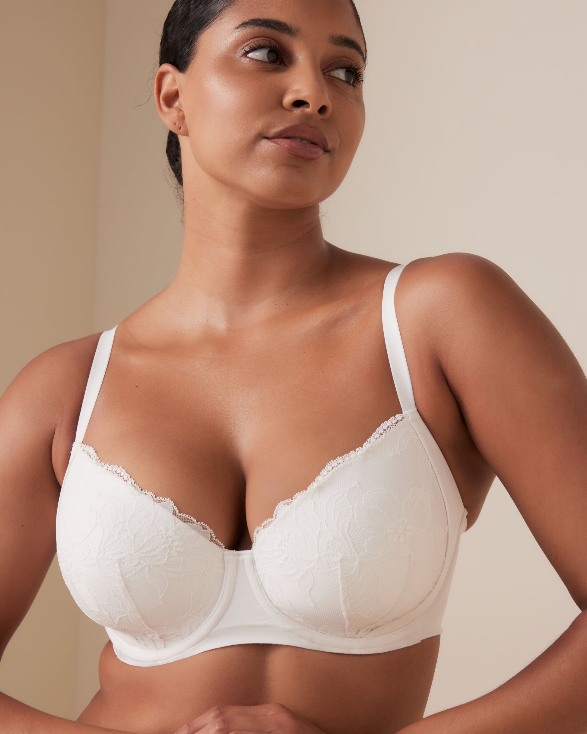 Invisibles Lace Full Cup Balconette Lined Bra