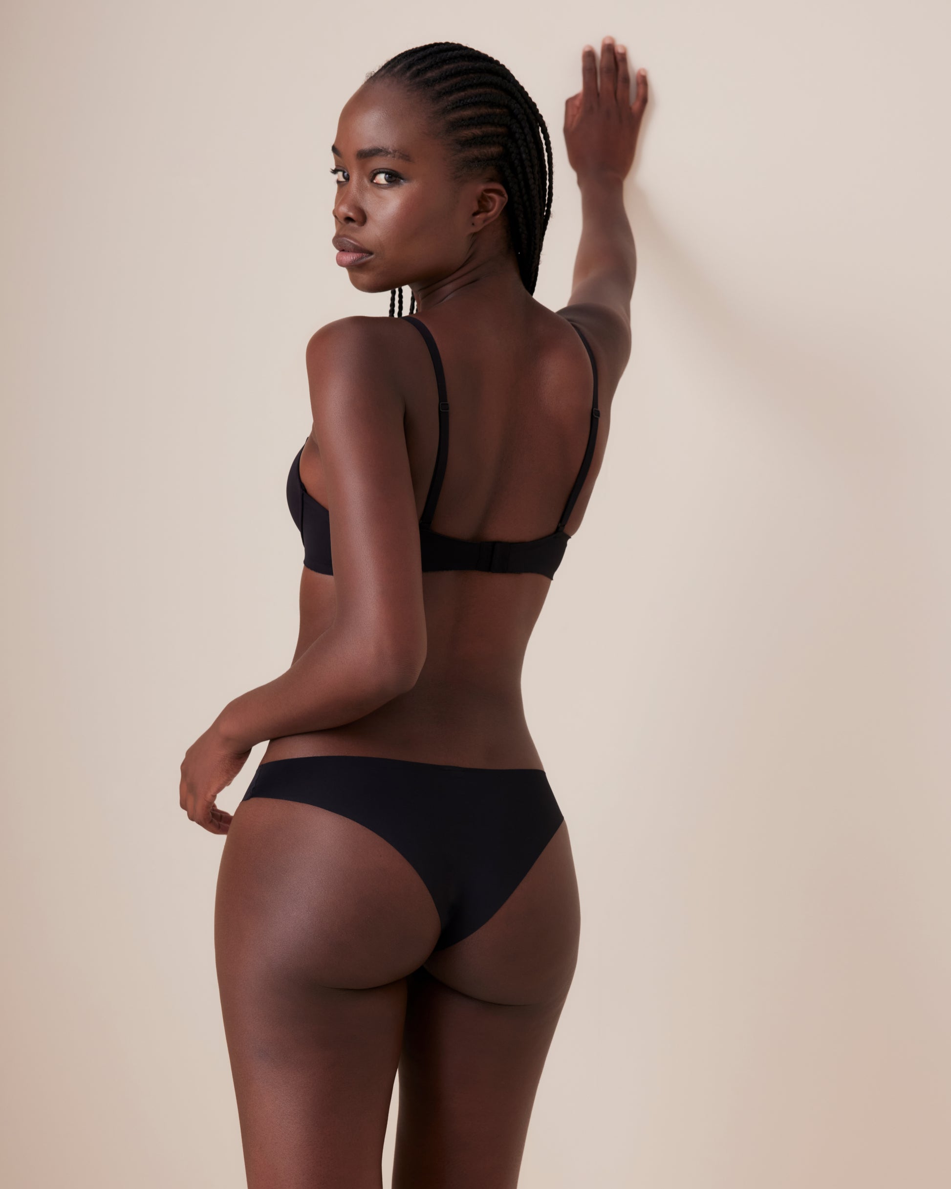 Invisibles Smooth Brazilian Knickers